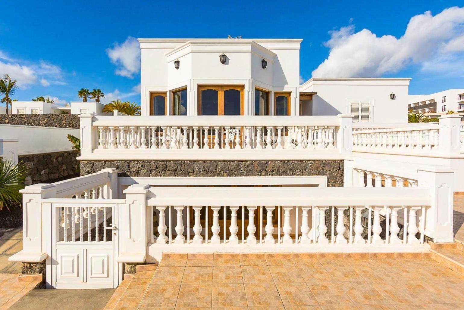 Villa Ramos Dos Puerto Calero Exterior photo
